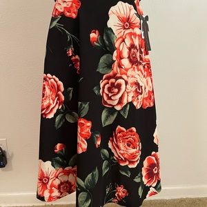 2 for $15 High waisted Flower skirt NWT
